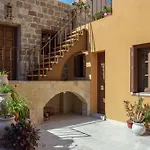Spanish Knights Inn